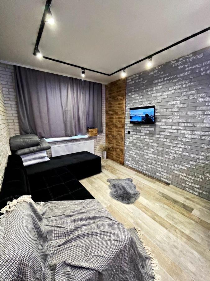 Loft_Apartment カームヤネツィ・ポジーリシクィイ エクステリア 写真